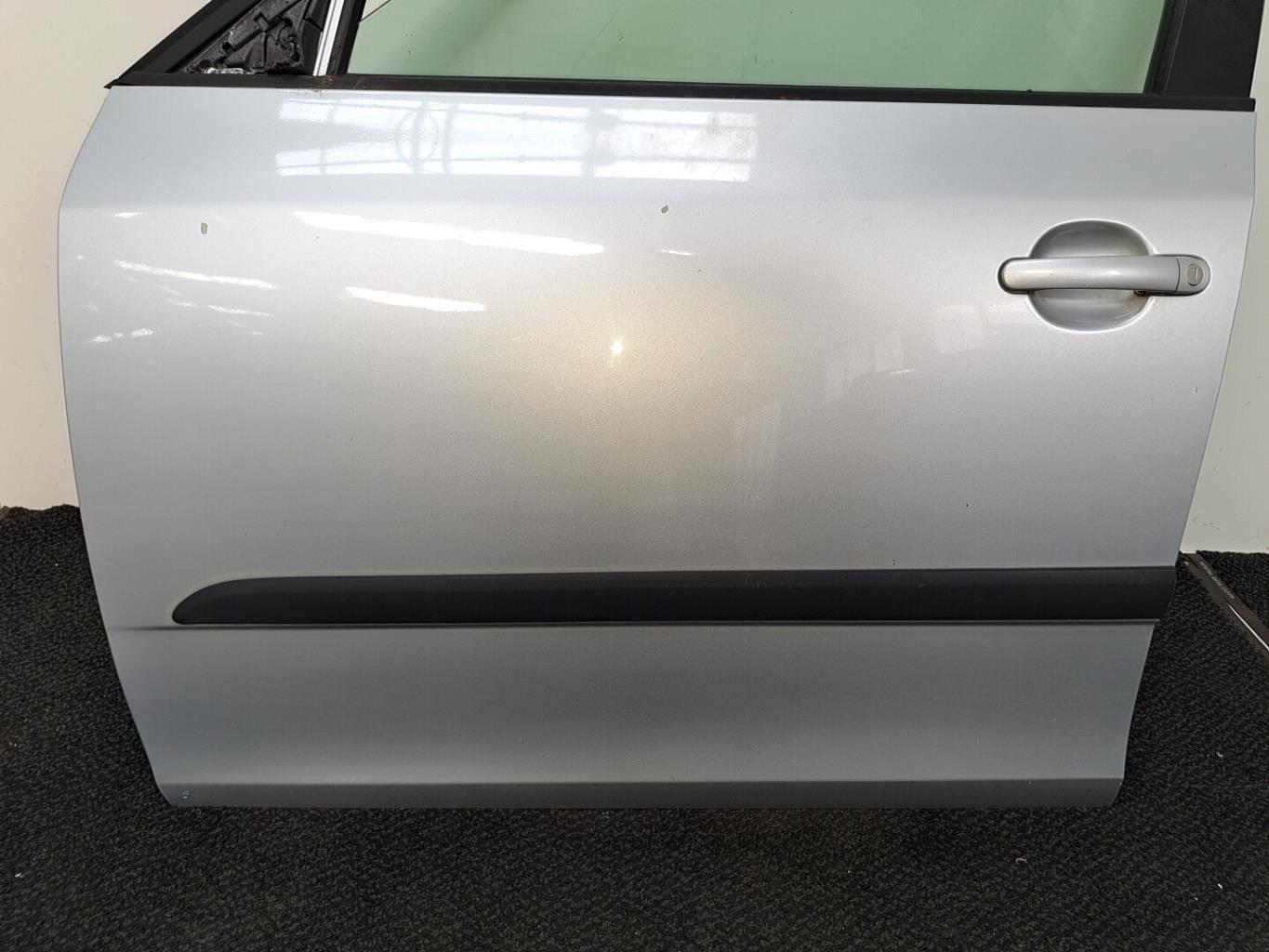 Porte avant gauche SKODA FABIA 2 PHASE 2 Essence - 1