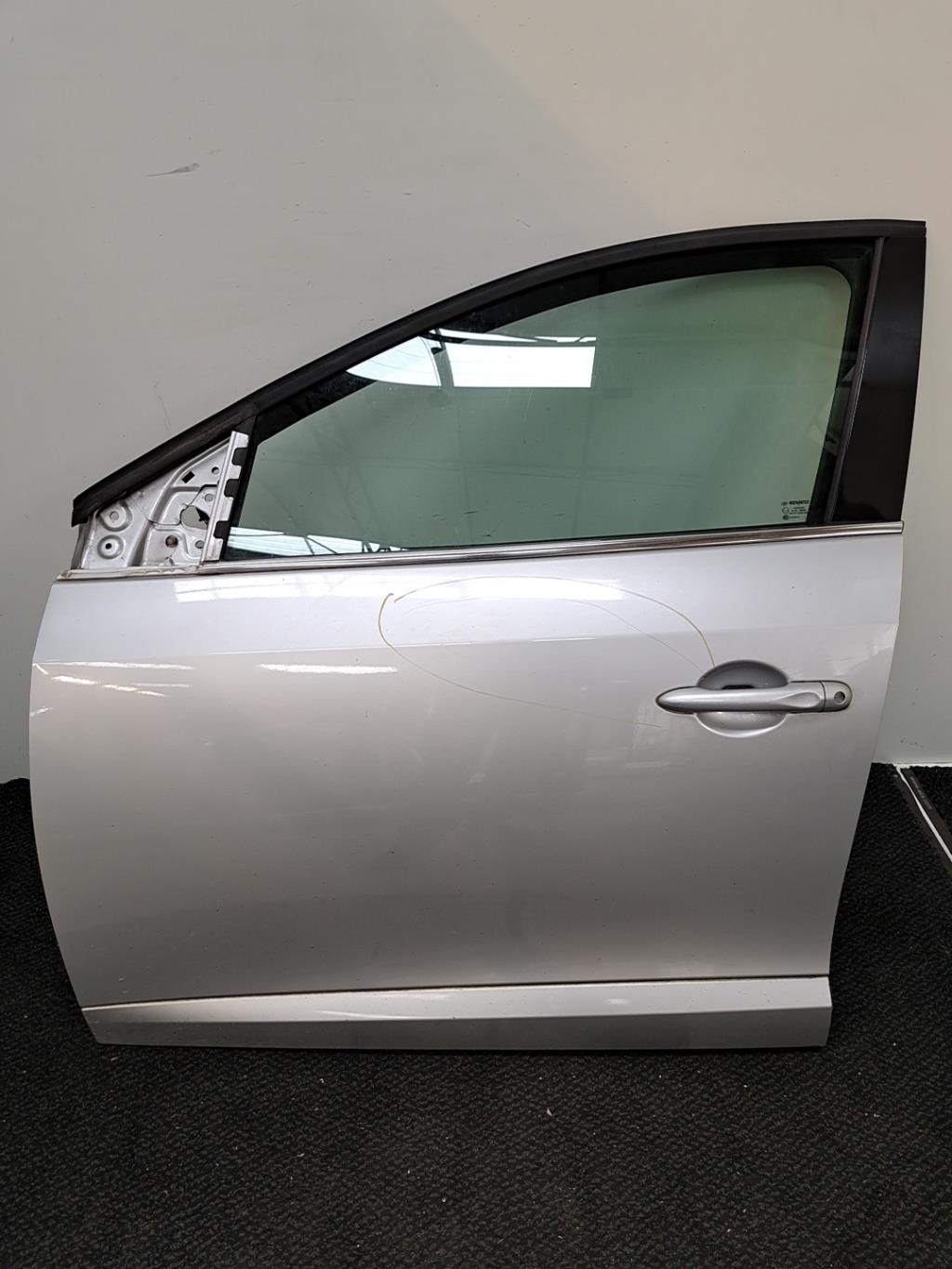 Porte avant gauche RENAULT FLUENCE PHASE 1 Diesel - 1