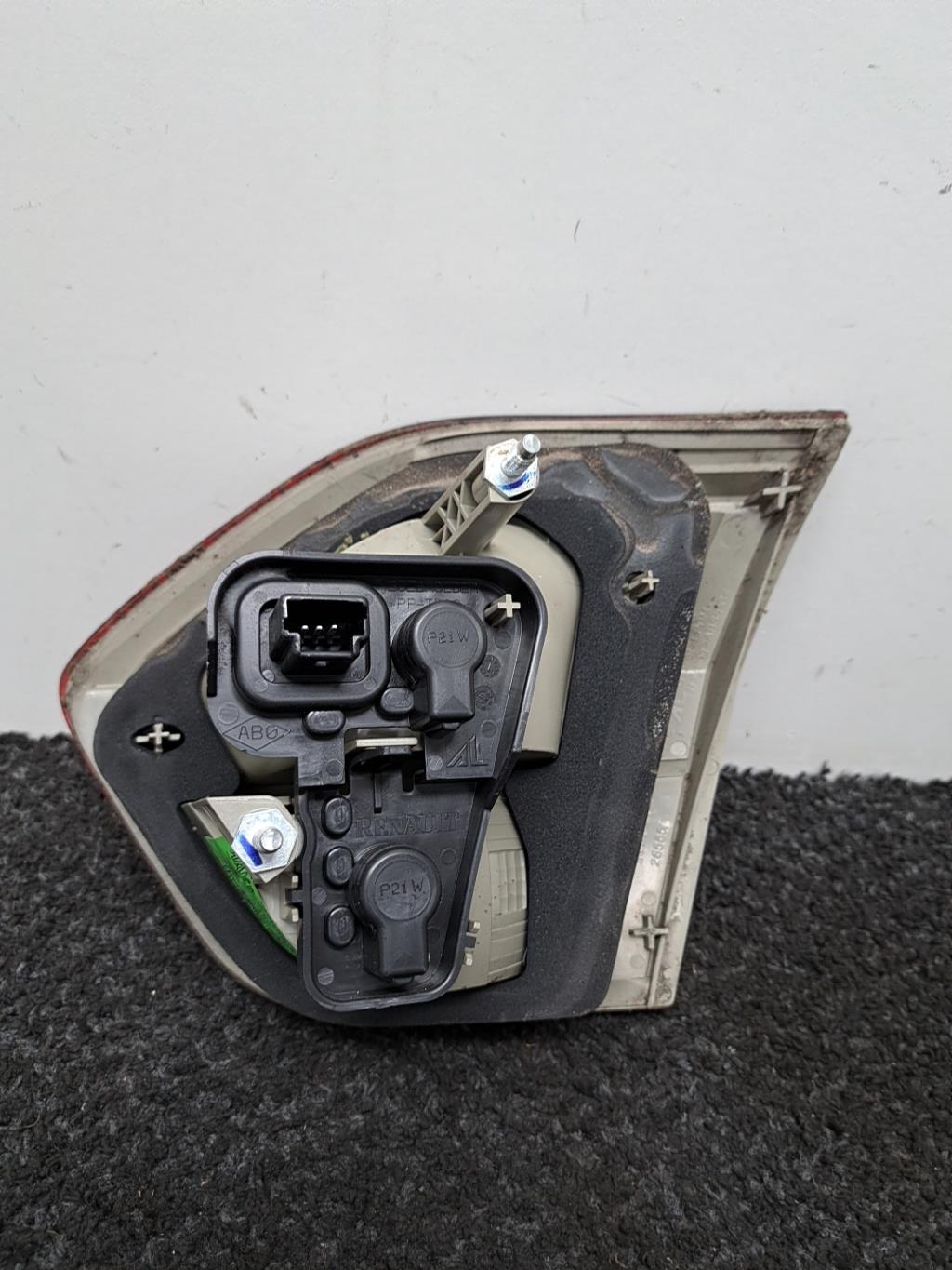Feu arriere secondaire gauche (feux) RENAULT FLUENCE PHASE 1 Diesel - 1