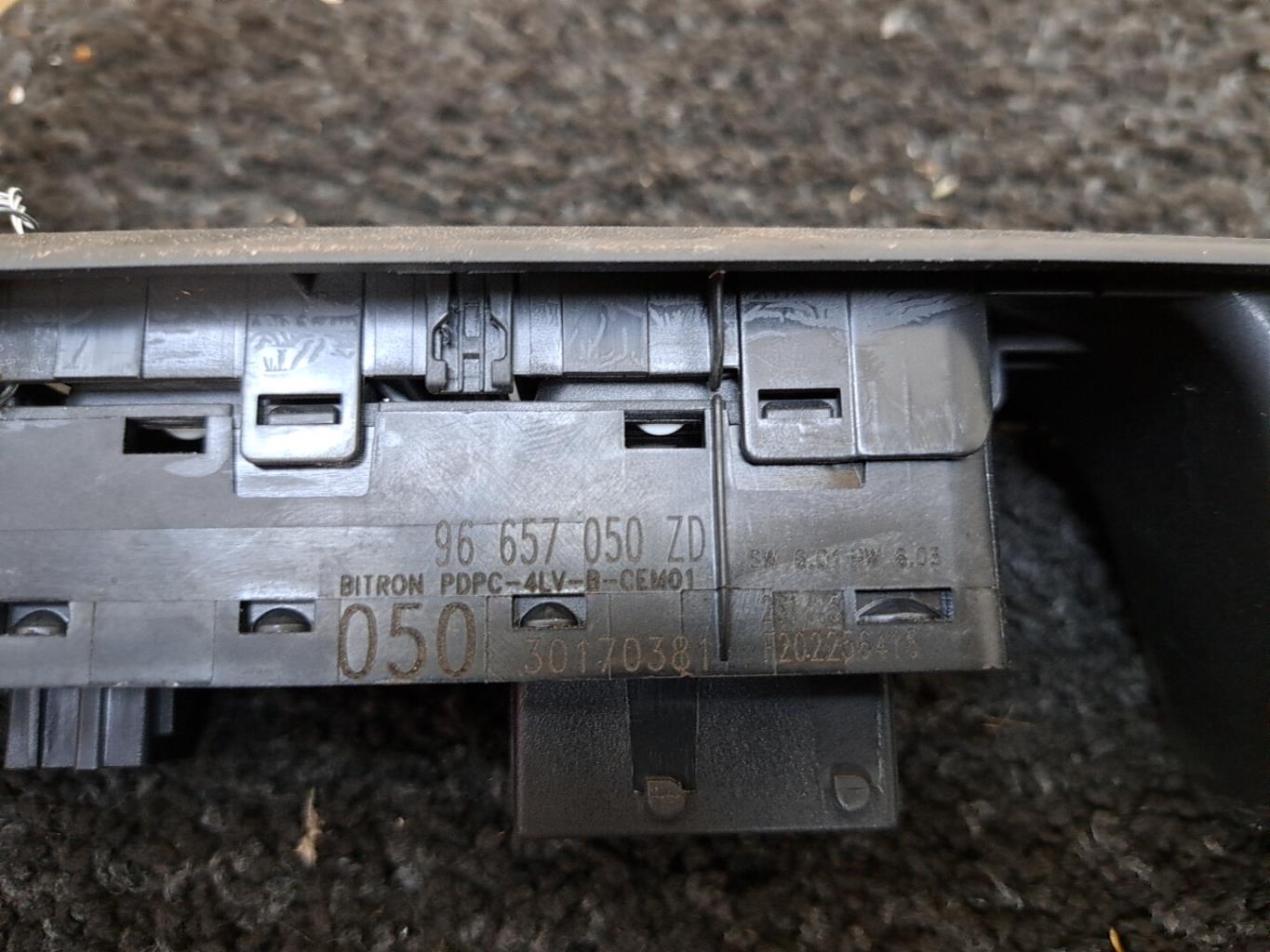 Interrupteur de leve vitre CITROEN C4 2 PHASE 2 Essence - 1