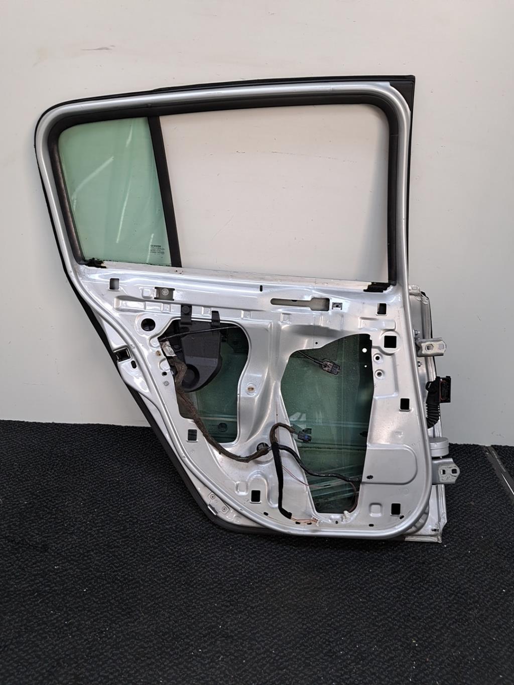 Porte arriere gauche RENAULT MEGANE 2 PHASE 2 Diesel - 1