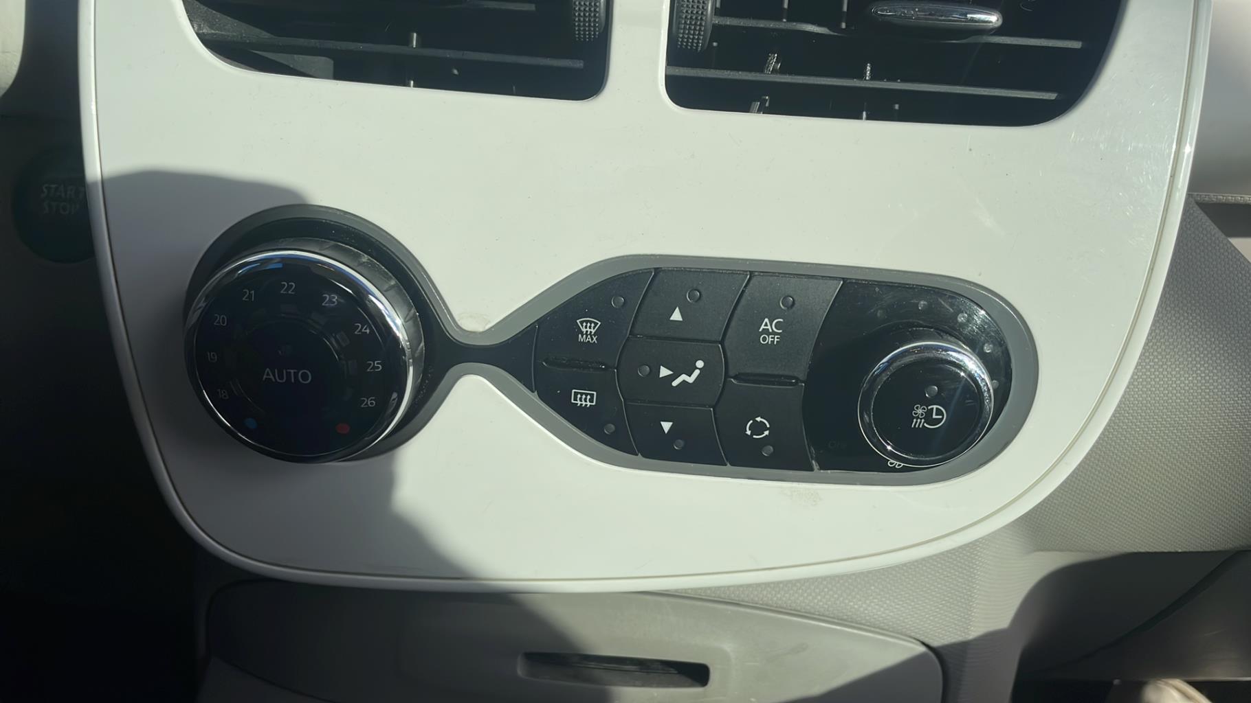 Commande chauffage RENAULT ZOE 1 Electricité - 1