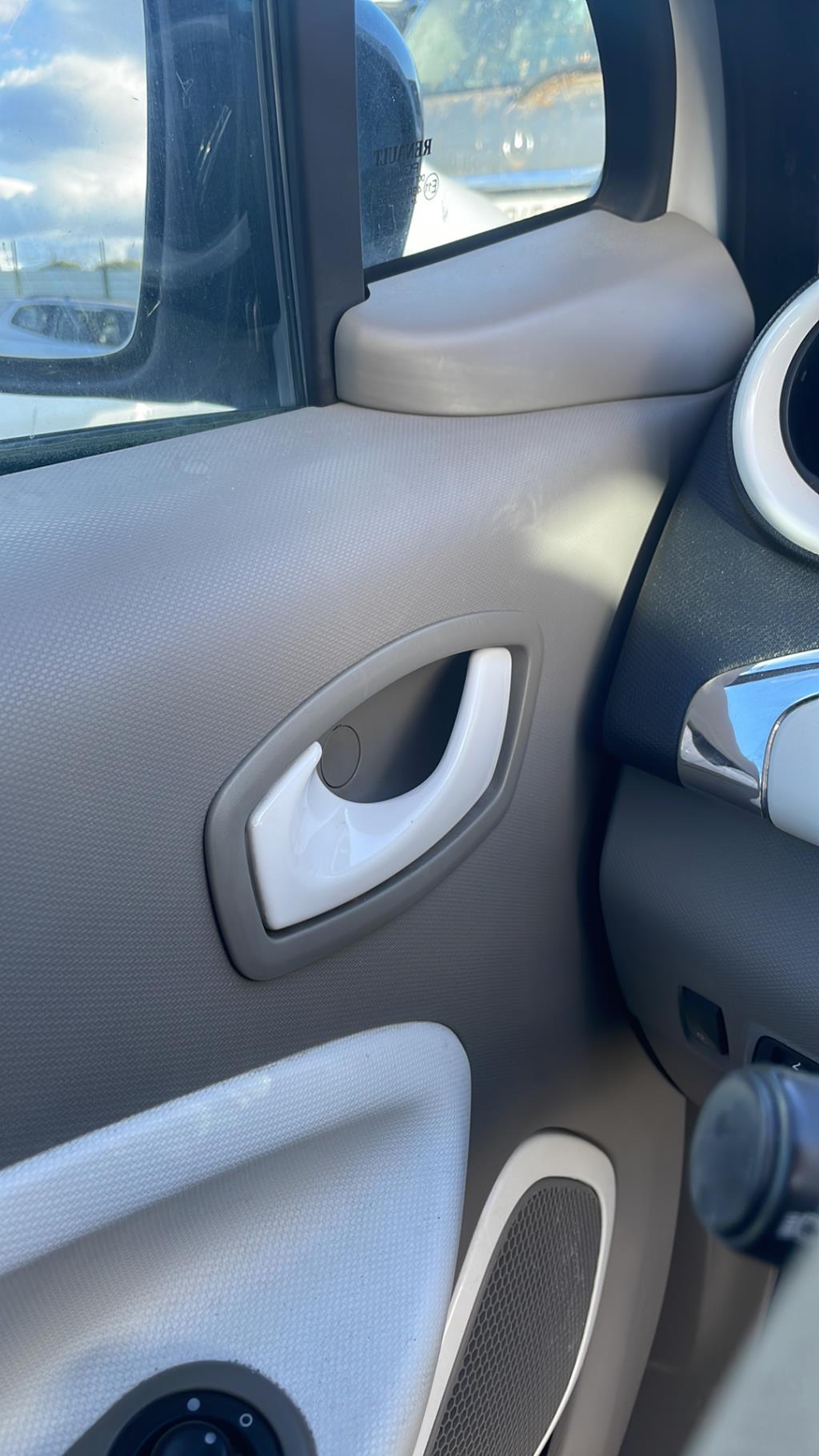 Maniglia interna anteriore sinistra RENAULT ZOE 1 Electricidad - 1