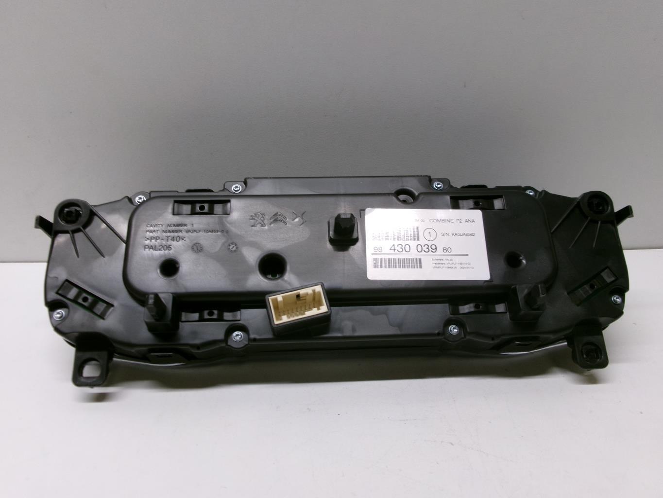Compteur PEUGEOT 208 2 Diesel - 1