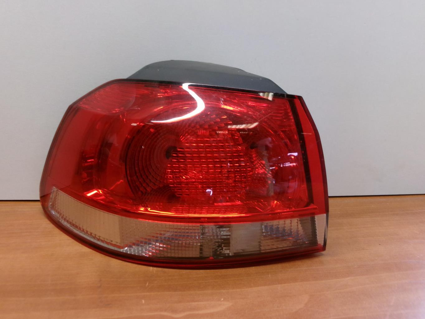 Fanale posteriore principale sinistro (luci) VOLKSWAGEN GOLF 6 Gasolina - 1
