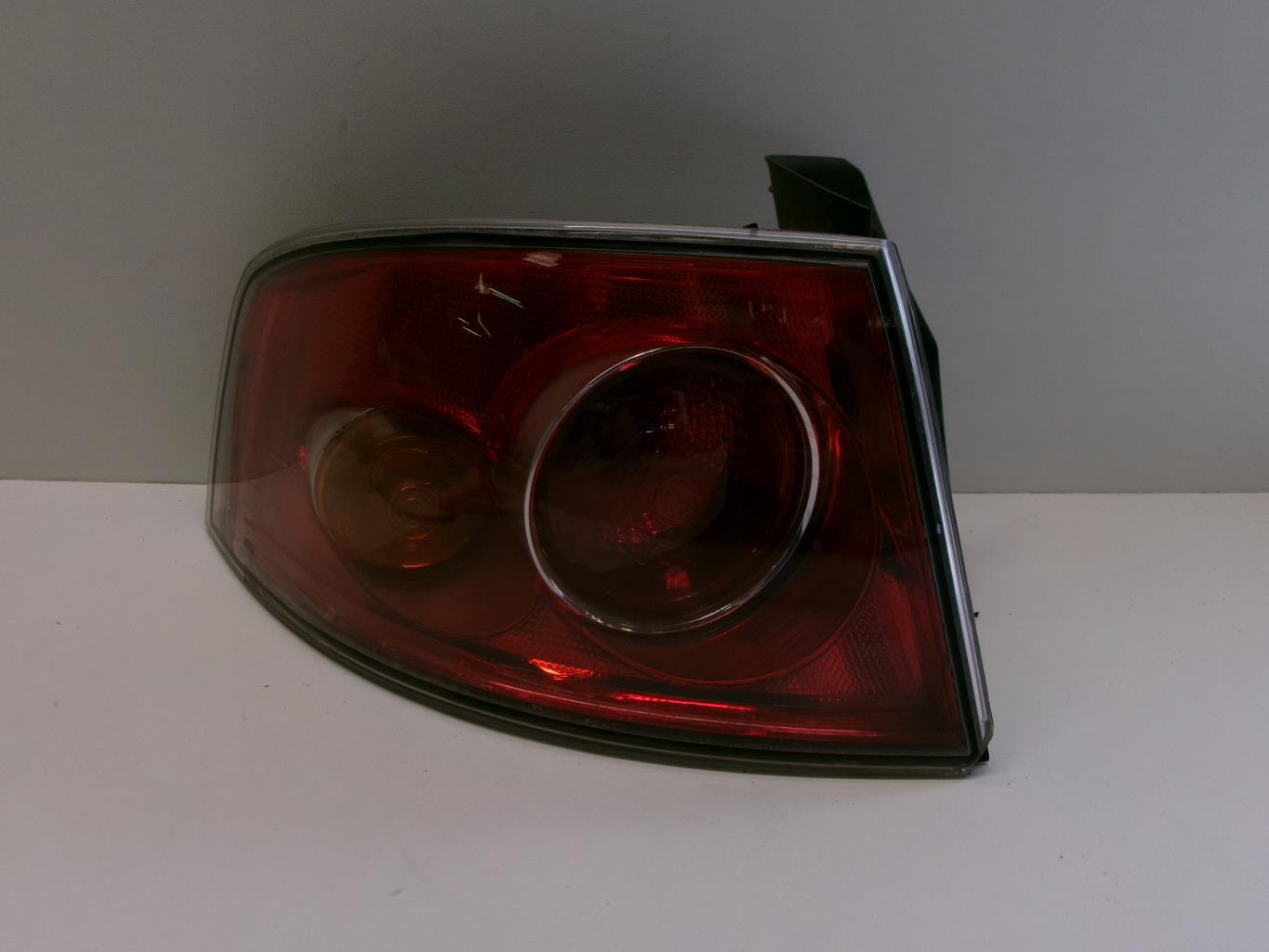 Fanale posteriore principale sinistro (luci) SEAT IBIZA 3 PHASE 1 Gasolina - 1