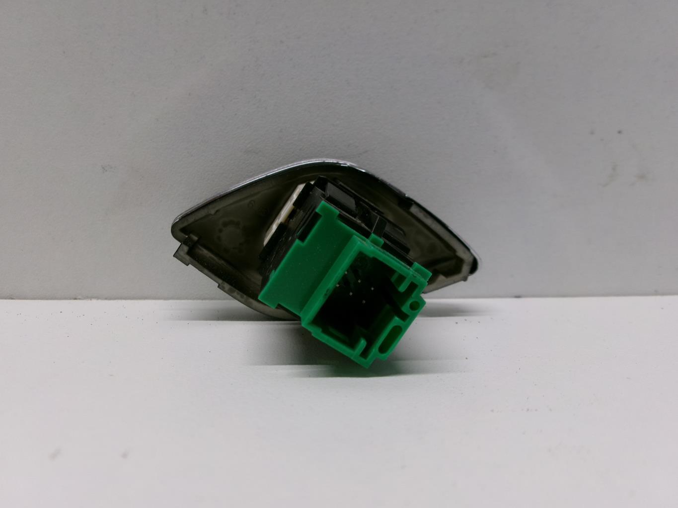 Bouton/Interrupteur CITROEN DS3 PHASE 1  - 1