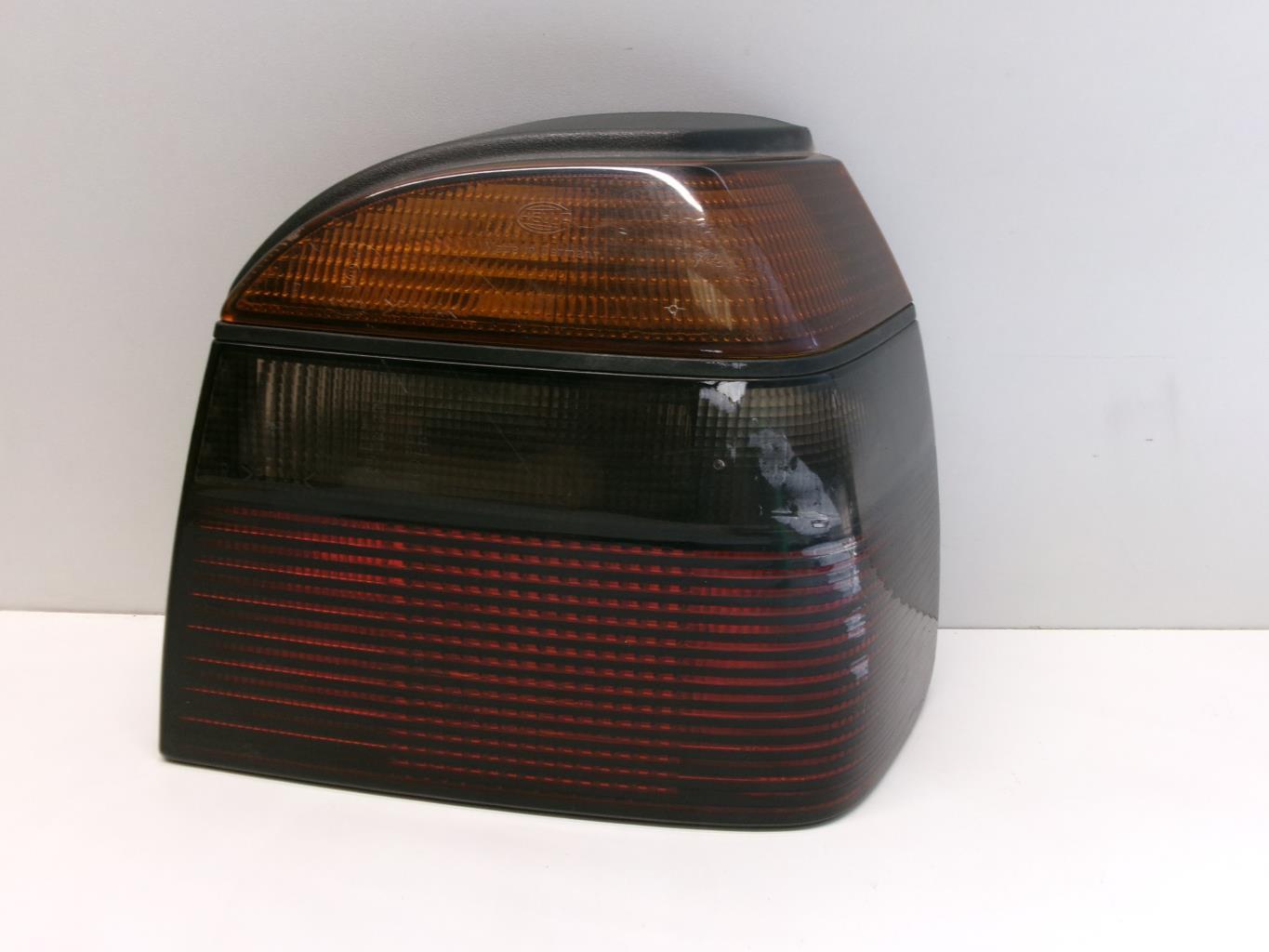 Fanale posteriore principale destro (luci) VOLKSWAGEN GOLF 4 CABRIOLET Gasolina - 1