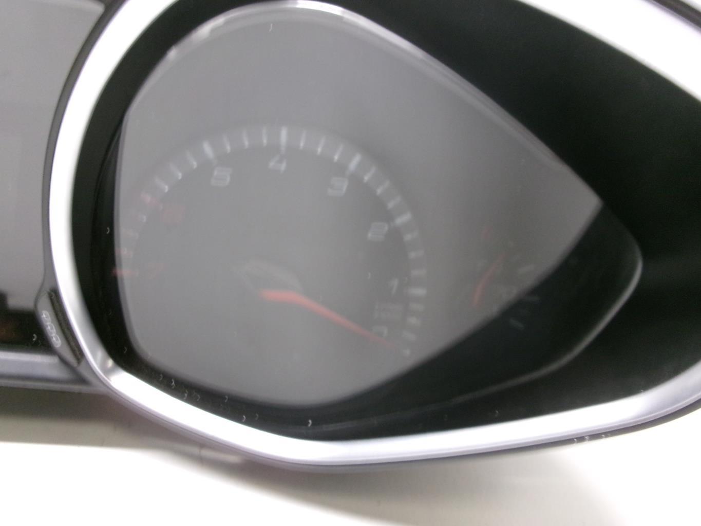 Compteur PEUGEOT 308 2 PHASE 1 Essence - 1