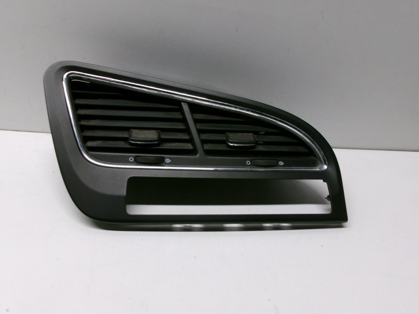 Bocchetta aerazione cruscotto PEUGEOT 5008 2 PHASE 1  - 1