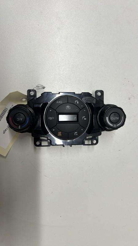 Commande chauffage FORD FIESTA 6 PHASE 1  - 1