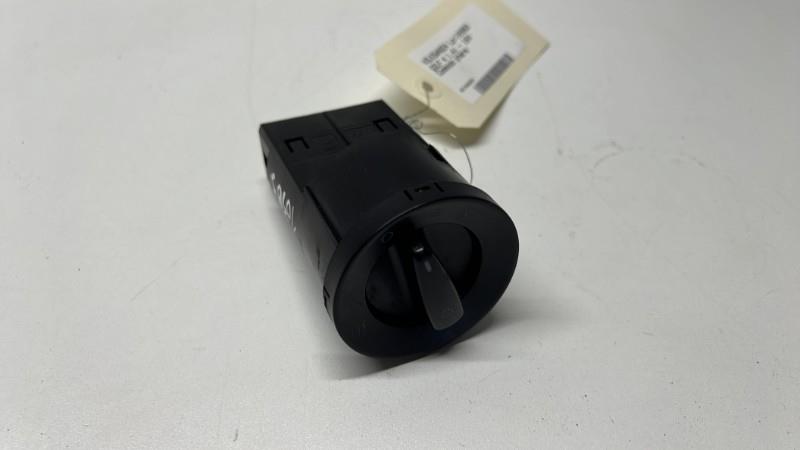 Devio luci VOLKSWAGEN GOLF 4 Gasolina - 1