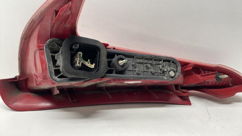 Fanale posteriore principale destro (luci) PEUGEOT 206 PHASE 2 BREAK Gasolina - 1