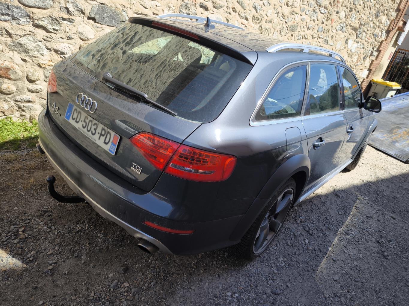 Ceinture avant gauche AUDI A4 3 ALLROAD BREAK Diesel - 1