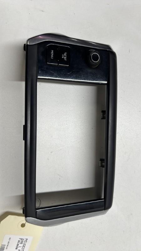Frontalino autoradio PEUGEOT 208 1 PHASE 1  - 1