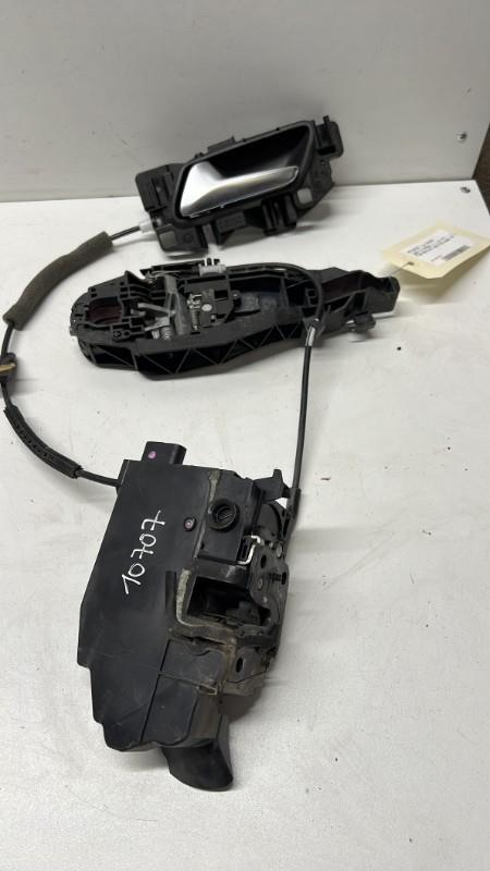Chiusura centralizzata anteriore sinistra PEUGEOT 308 2 PHASE 1 Gasolina - 1