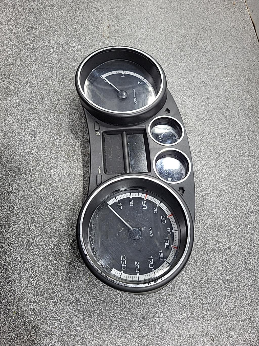 Compteur PEUGEOT 308 1 PHASE 1 Diesel - 1