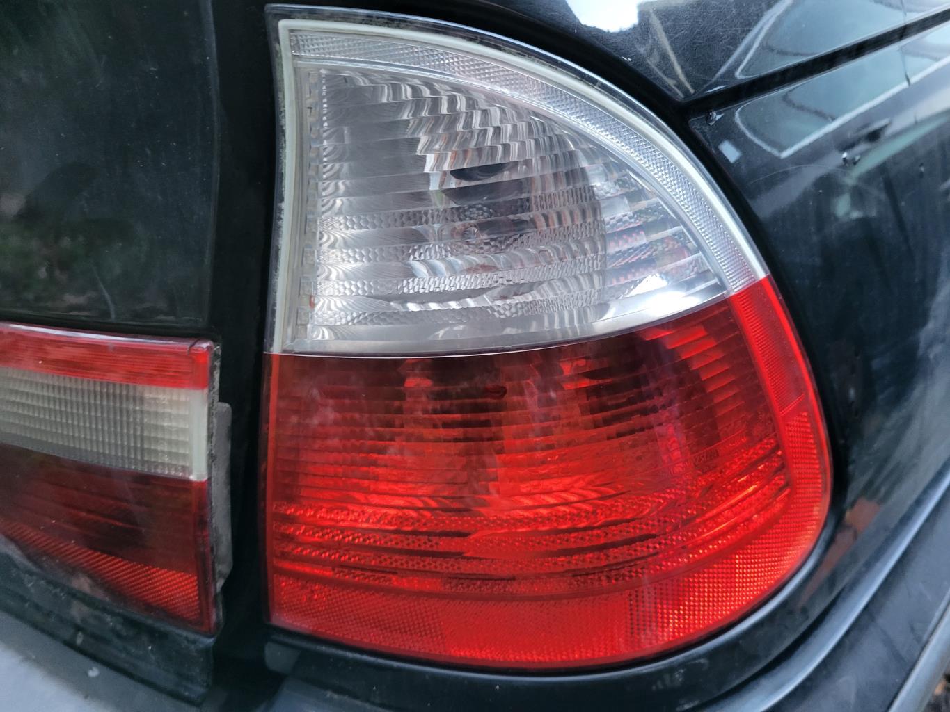 Fanale posteriore principale destro (luci) BMW SERIE 3 E46 TOURING PHASE 1 BREAK Diésel - 1