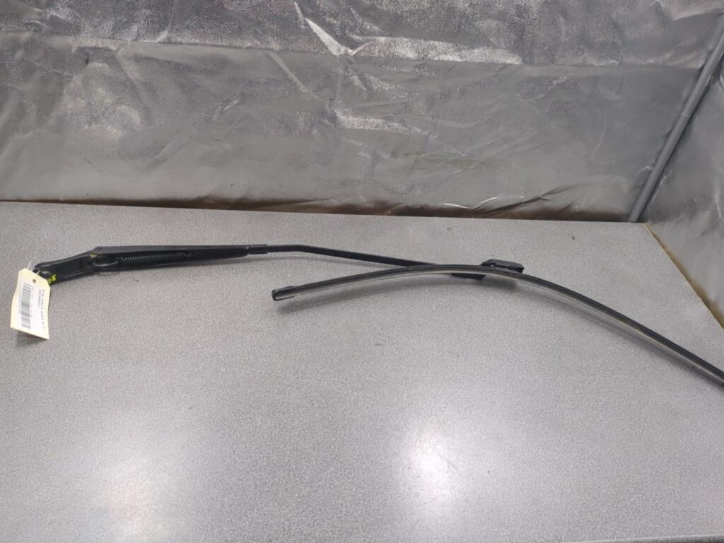 Braccio tergicristallo anteriore destro PEUGEOT 3008 1 PHASE 1 Diésel - 1