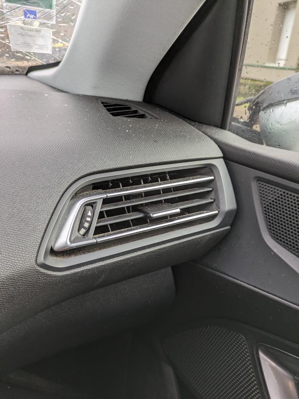 Bocchetta aerazione cruscotto anteriore destra PEUGEOT 308 2 PHASE 1 Diésel - 1