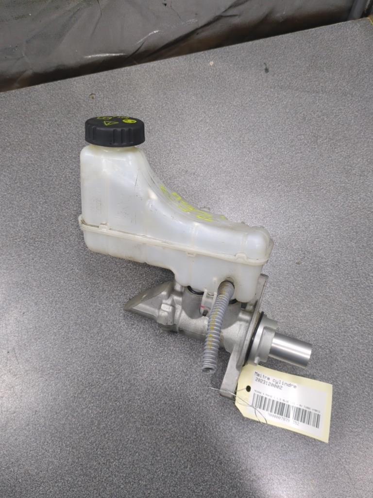 Maitre cylindre (freinage) RENAULT MEGANE 4 PHASE 1 Diesel/Hybride - 1