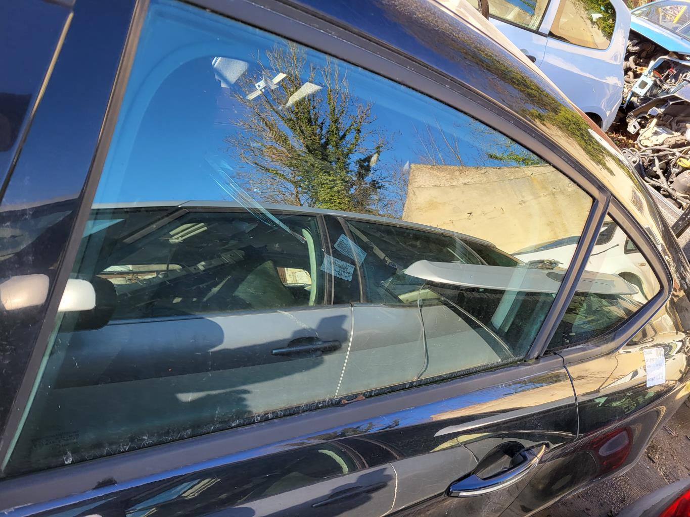 Vetro posteriore sinistro CITROEN C5 2 Diésel - 1