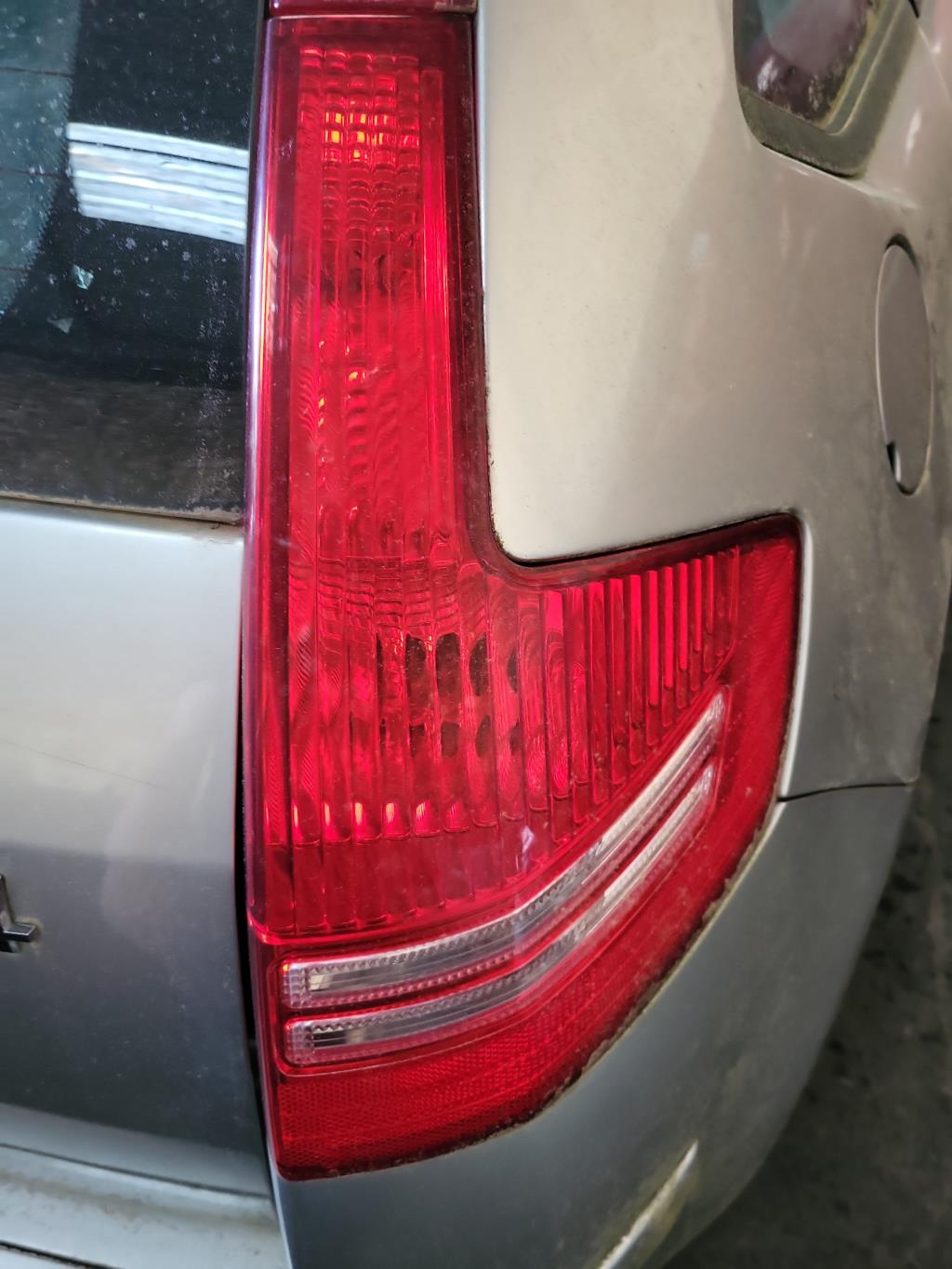 Fanale posteriore principale destro (luci) CITROEN C4 1 PHASE 1 Gasolina - 1
