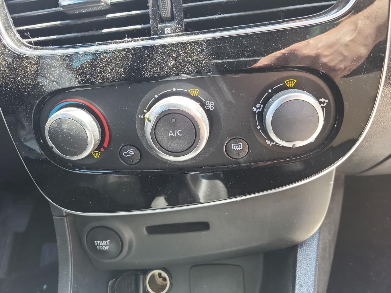 Commande chauffage RENAULT CLIO 4 PHASE 2 Essence - 1