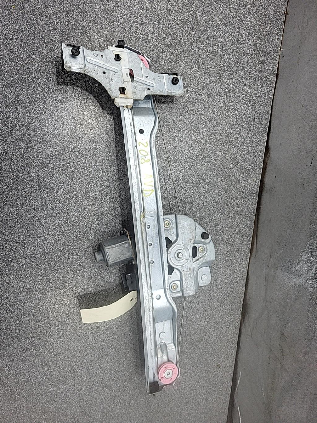Alzacristalli elettrico anteriore destro PEUGEOT 208 1 PHASE 1 Diésel - 1