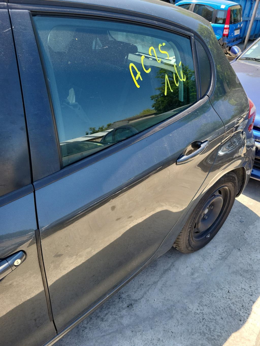 Portiera posteriore sinistra PEUGEOT 208 1 PHASE 1 Diésel - 1
