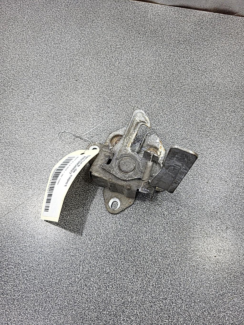 Serrure de capot SUZUKI SWIFT 3 Diesel - 1