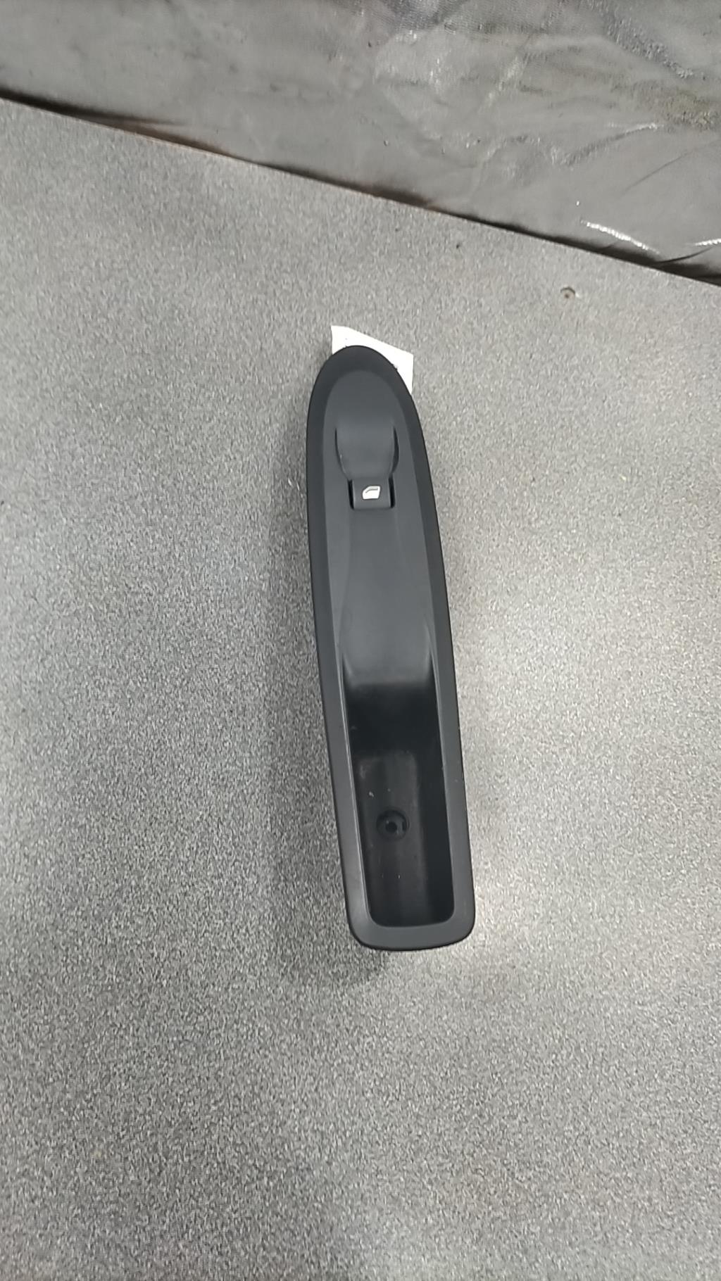 Interruttore lavacristalli anteriore destro CITROEN C4 PICASSO 2 PHASE 2 Diésel - 1