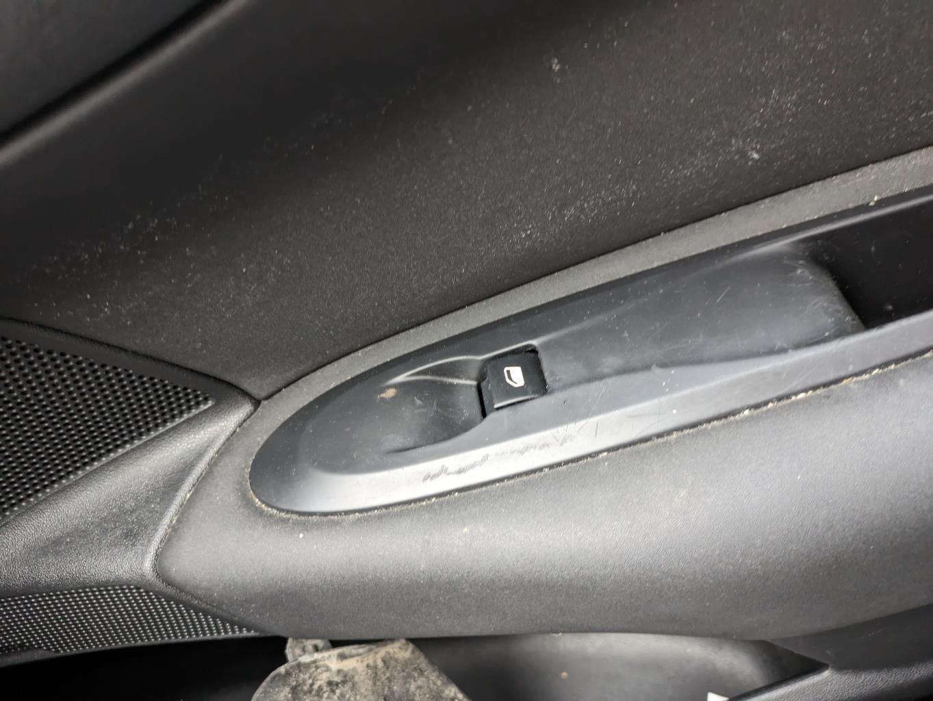 Interruttore lavacristalli anteriore destro CITROEN C4 2 PHASE 1 Diésel - 1