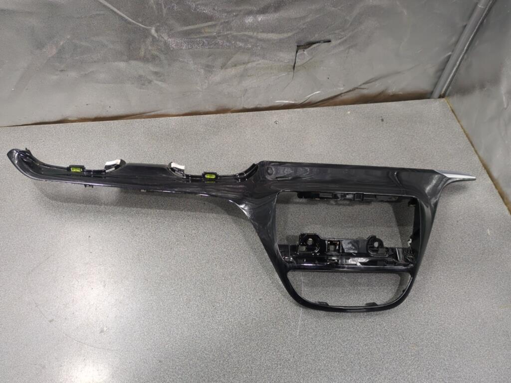 Consolle centrale (interno in plastica) PEUGEOT 208 1 PHASE 2 Diésel - 1