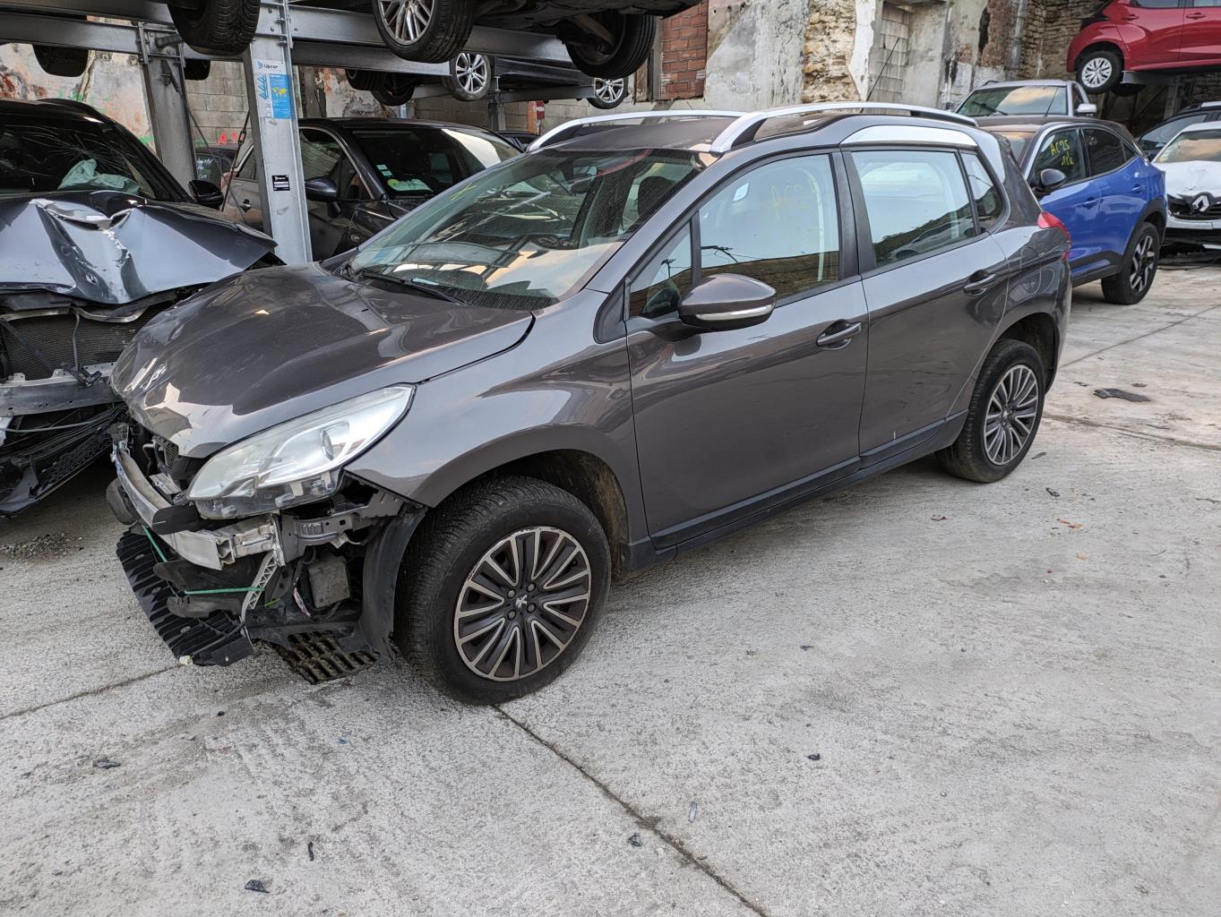 Vetro anteriore sinistro PEUGEOT 2008 1 PHASE 1 Diésel - 1