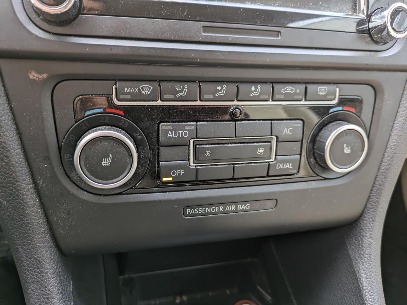 Comandi riscaldamento VOLKSWAGEN GOLF 6 Gasolina - 1