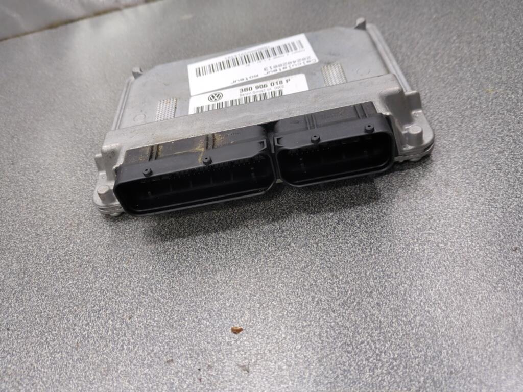 Centralina motore VOLKSWAGEN PASSAT 4 PHASE 2 Gasolina - 1