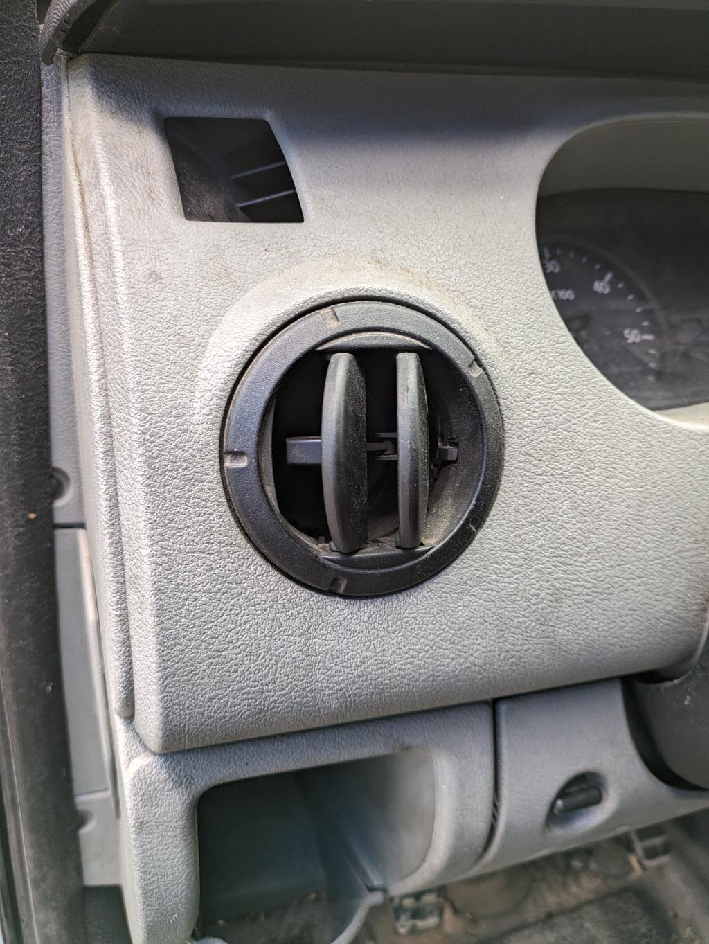 Bocchetta aerazione cruscotto anteriore sinistra RENAULT MASTER 2 PHASE 3 Diésel - 1