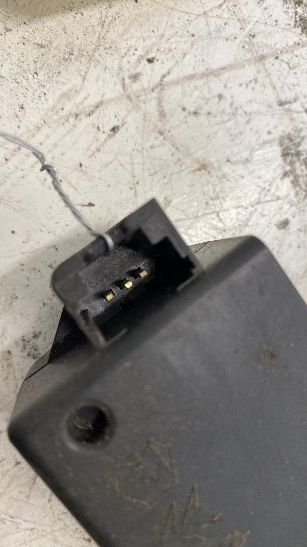 Serrure de coffre CITROEN C3 1 PHASE 2 Diesel - 1