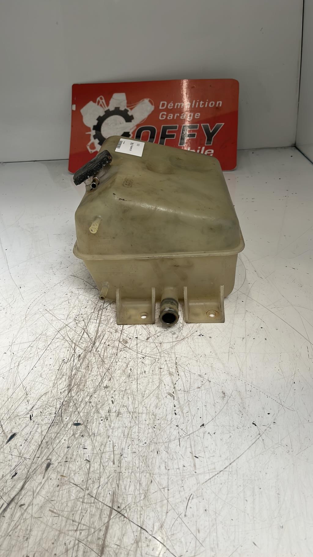 Vase d'expansion IVECO DAILY 3  - 1