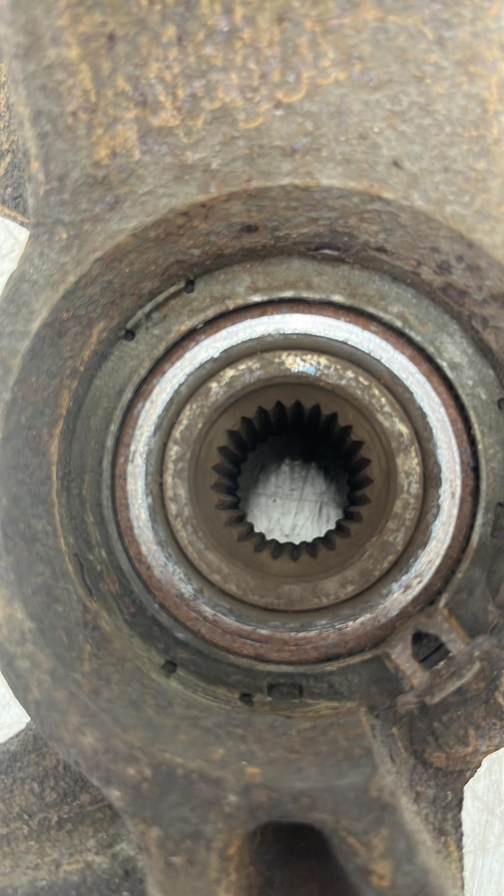 Moyeu avant droit RENAULT MEGANE 2 PHASE 2 Diesel - 1