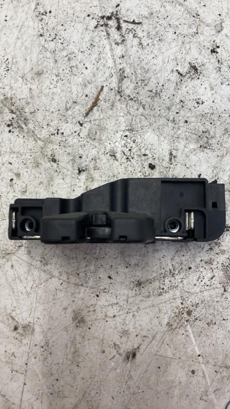 Serrure de coffre CITROEN C2 PHASE 1 Diesel - 1