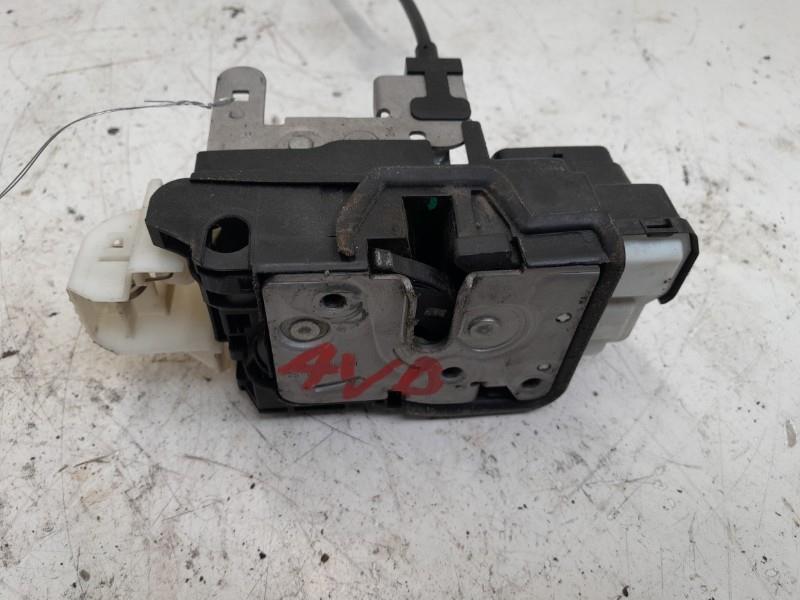 Serrure avant droit VOLVO V 40 2 PHASE 1 BREAK Diesel - 1