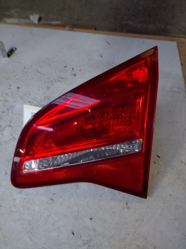 Feu arriere secondaire droit (feux) OPEL MERIVA B PHASE 1  - 1