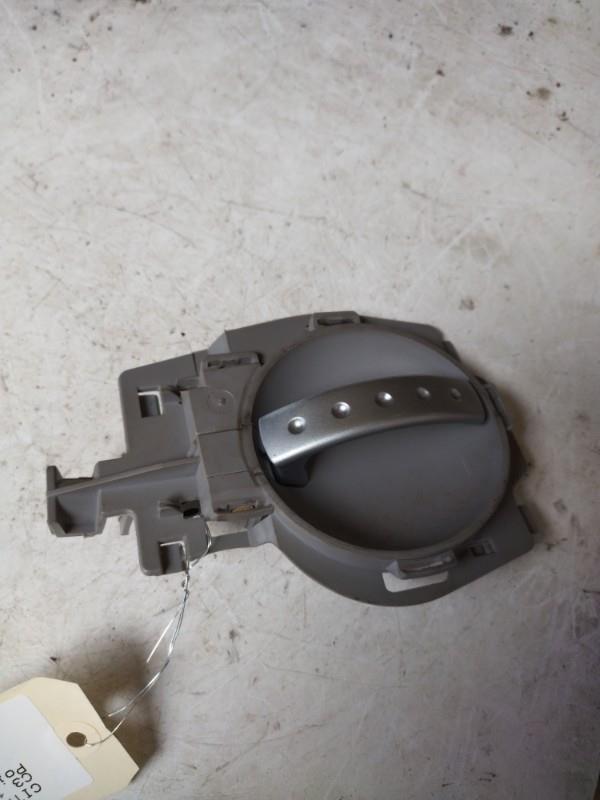Poignee interieur avant gauche CITROEN C3 1 PHASE 1 Essence - 1
