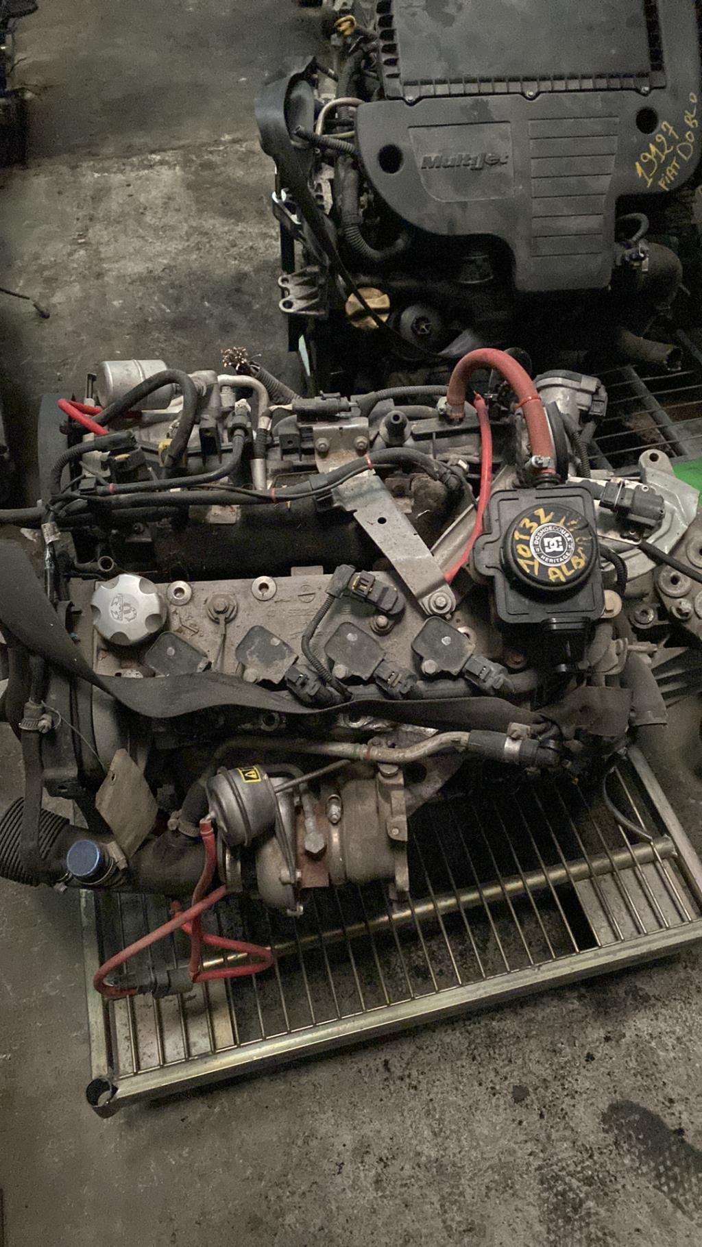 Moteur FIAT GRANDE PUNTO ABARTH Essence - 1