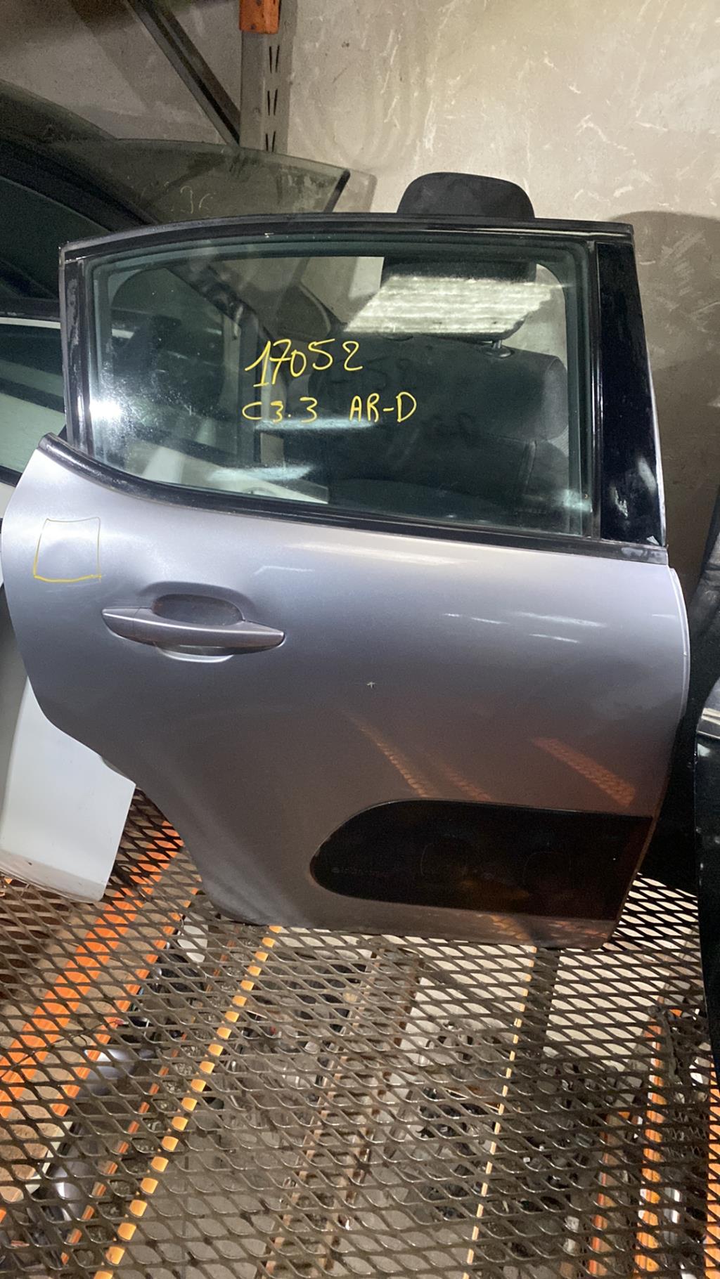 Porte arriere droit CITROEN C3 3 PHASE 1 Essence - 1