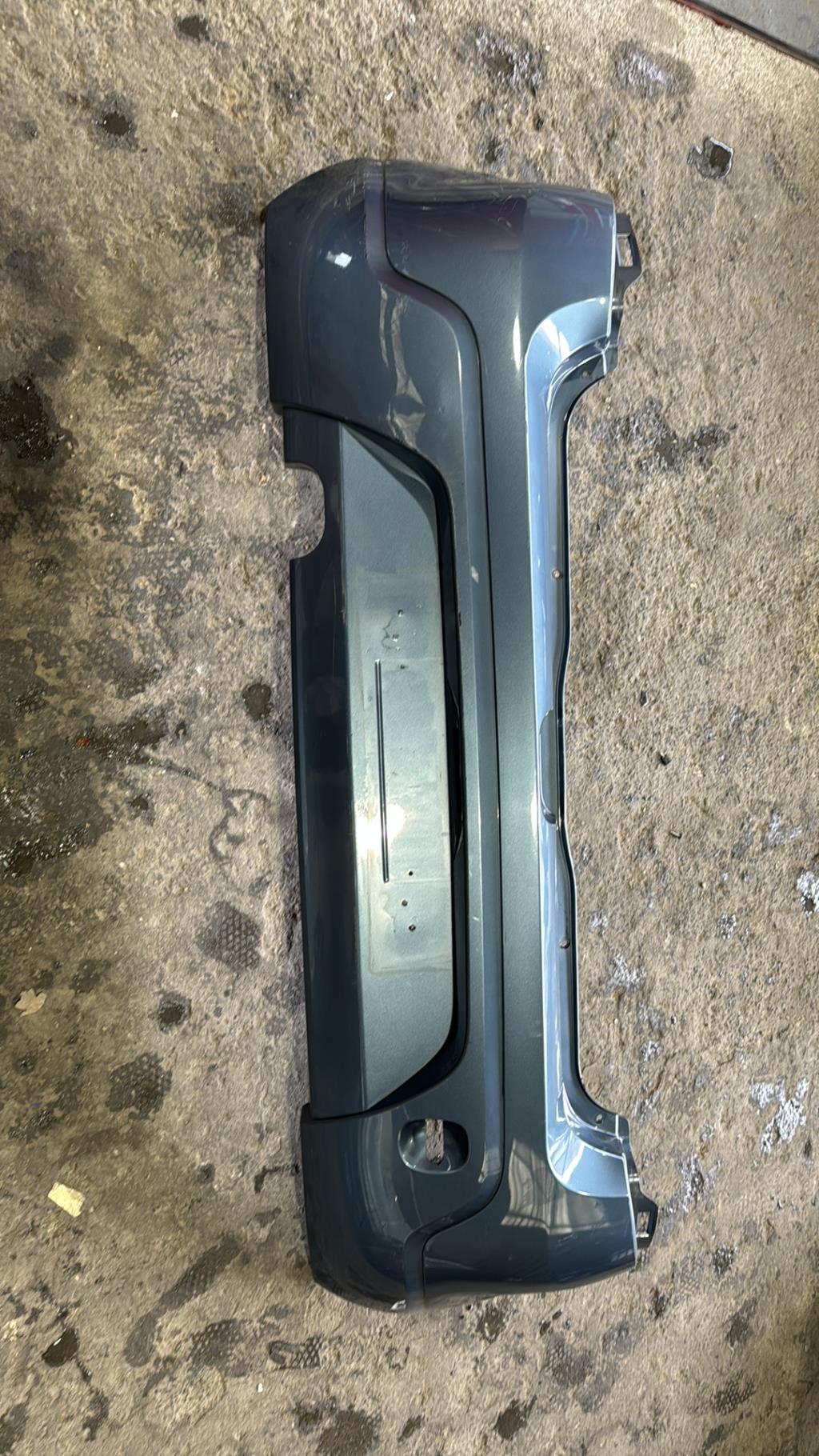 Pare choc arriere DACIA SANDERO 1 Essence - 1