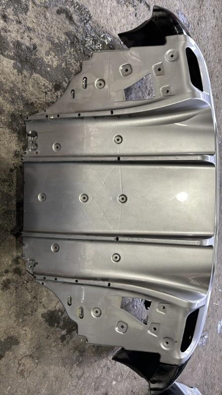 Pare choc arriere RENAULT CLIO 4 PHASE 1 Essence - 1