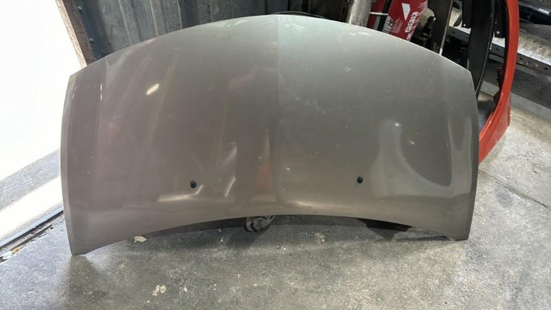 Capot RENAULT CLIO 3 PHASE 2 Essence - 1